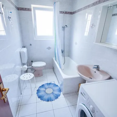 Haus Silvia Апартаменты